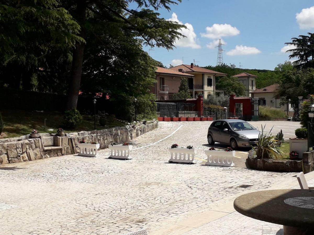La Tenuta Di Bacco Hotel Colleferro Exterior photo