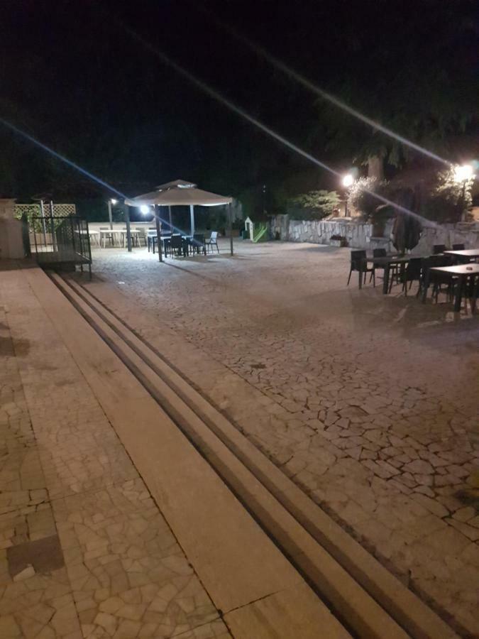 La Tenuta Di Bacco Hotel Colleferro Exterior photo